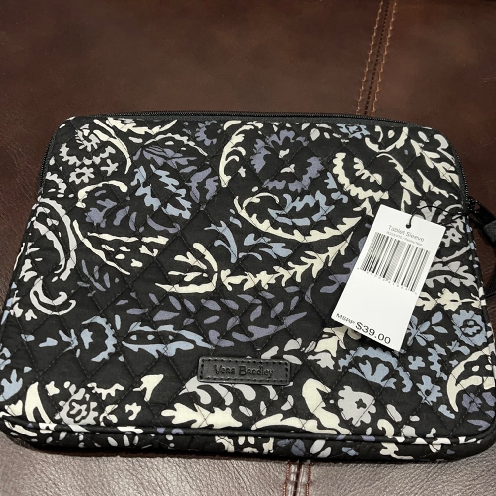 Vera Bradley IPad/tablet sleeve